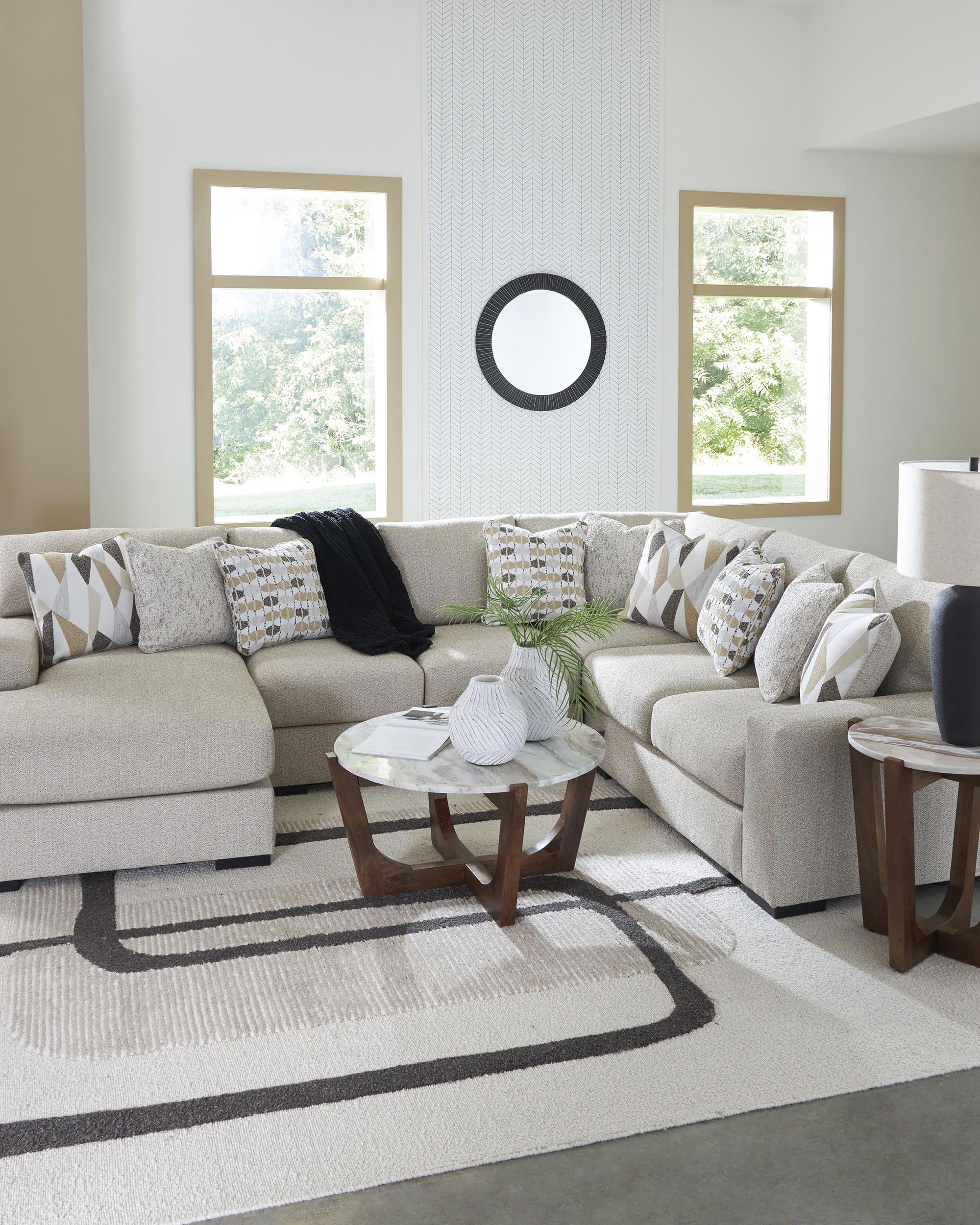 Laurelgrove U-Shaped Polyester 4-Piece Sectional with Chaise