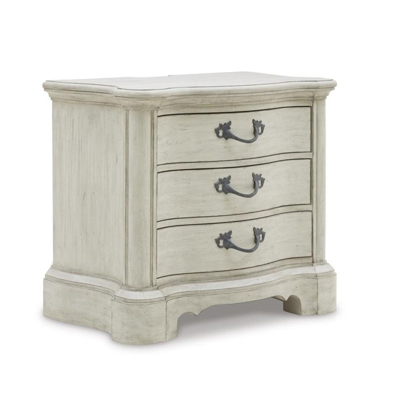 SM Arlendyne Wood Upholstered Panel Bedroom Set
