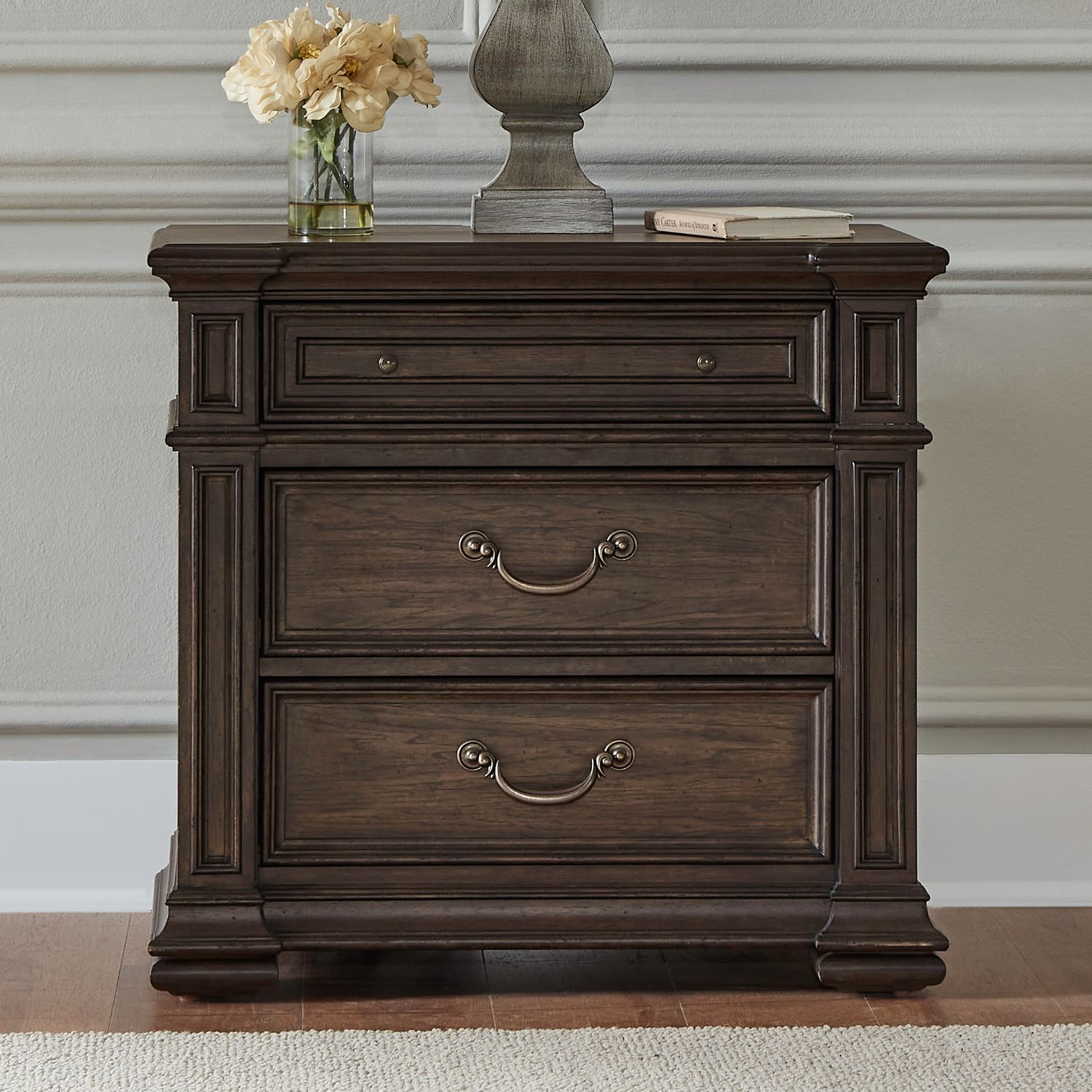Provence Park Bedroom Set | Luxury Shelter Bed | Liberty