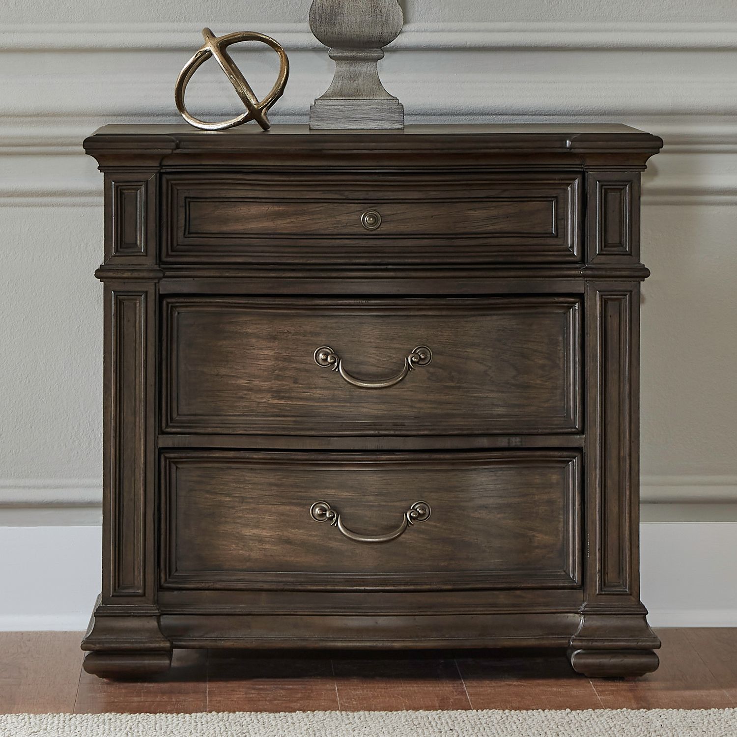 Provence Park Bedroom Set | Luxury Shelter Bed | Liberty