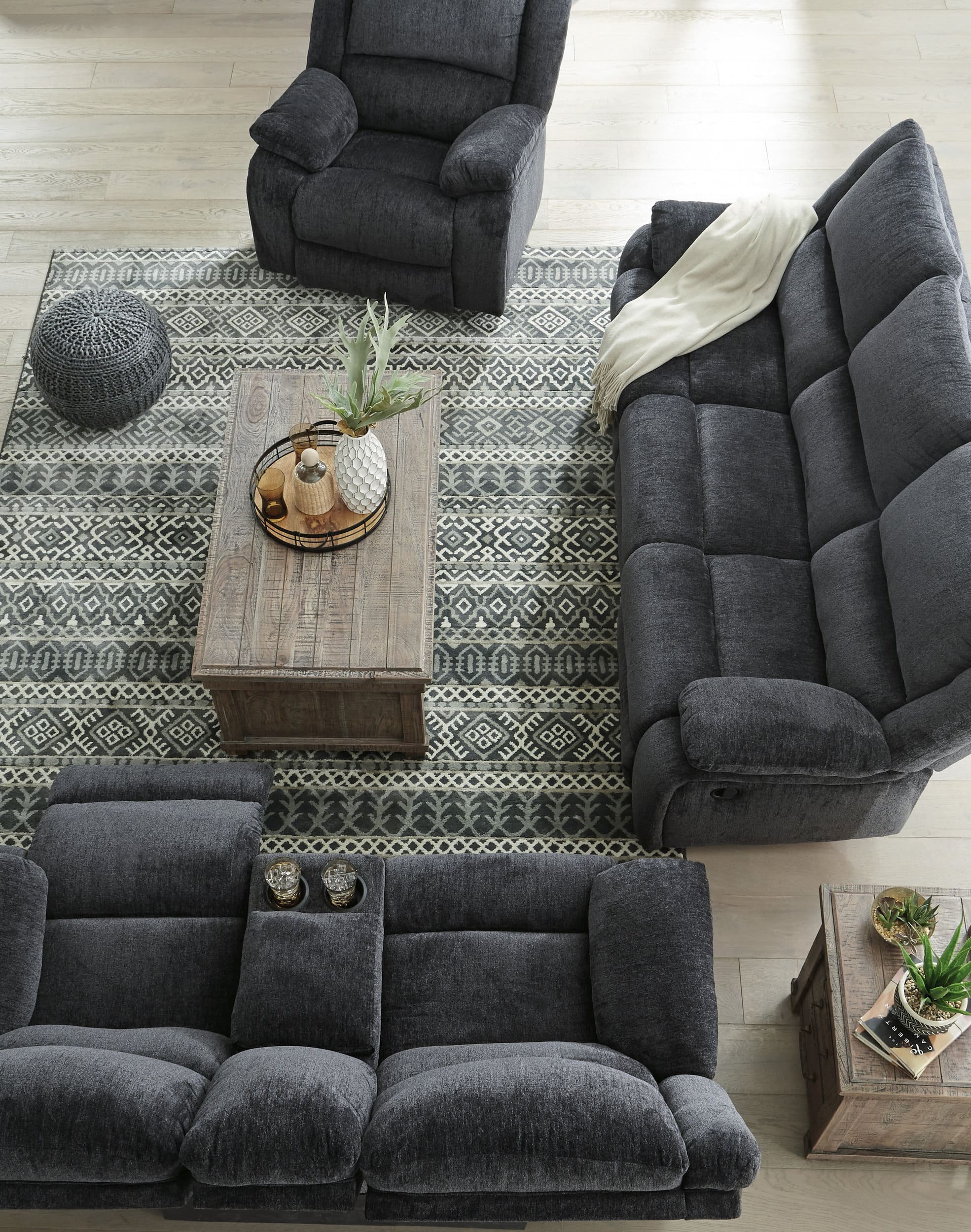Draycoll Polyester Power Rocker Recliner