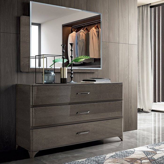 Jupiter Bedroom