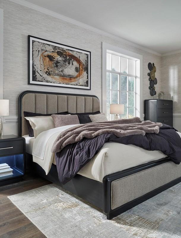 SM Rowanbeck Wood Upholstered Panel Bed