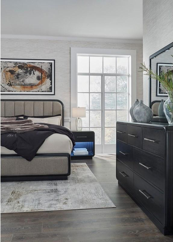 SM Rowanbeck Wood Upholstered Panel Bed