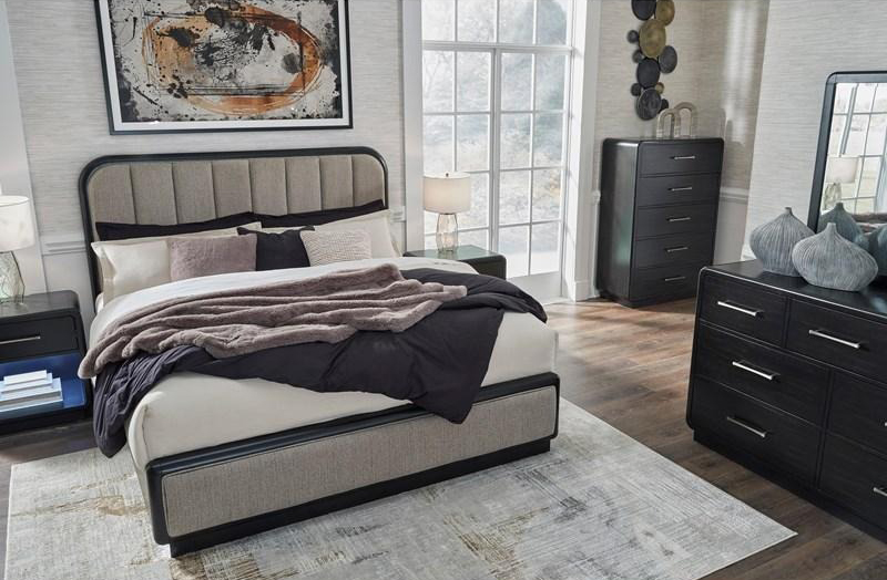 SM Rowanbeck Wood Upholstered Panel Bed