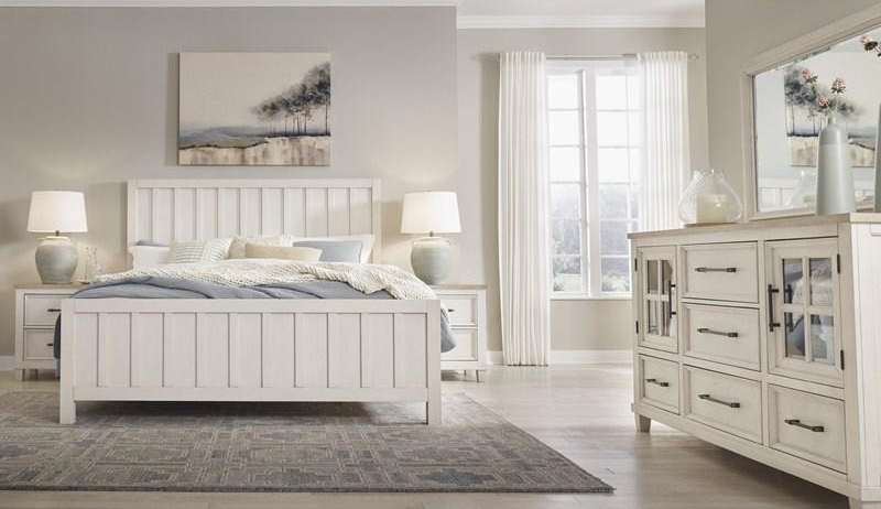 SM Shaybrock Wood Dresser w/5 Drawers & 2 Doors