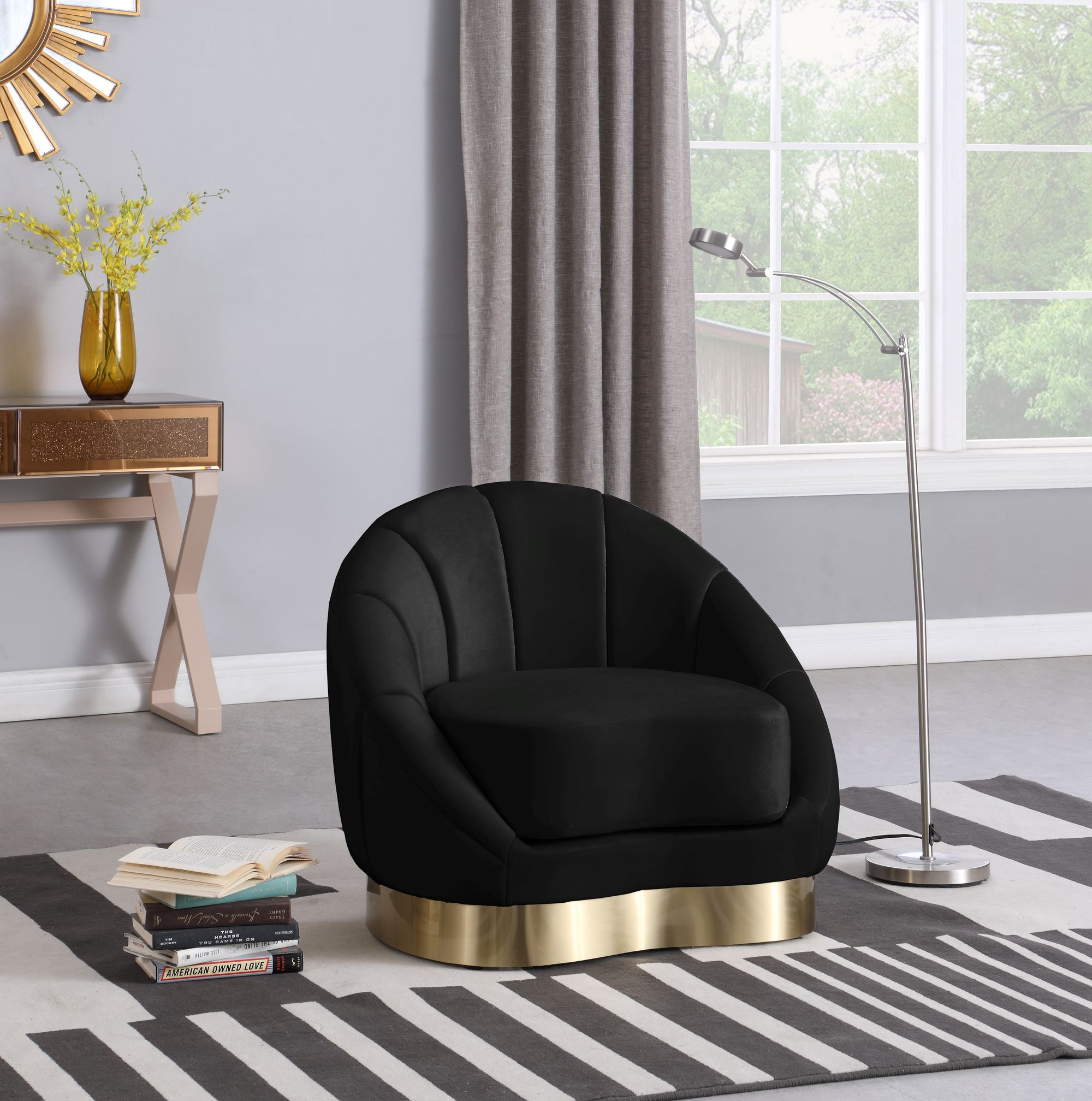 Shelly Velvet Chair