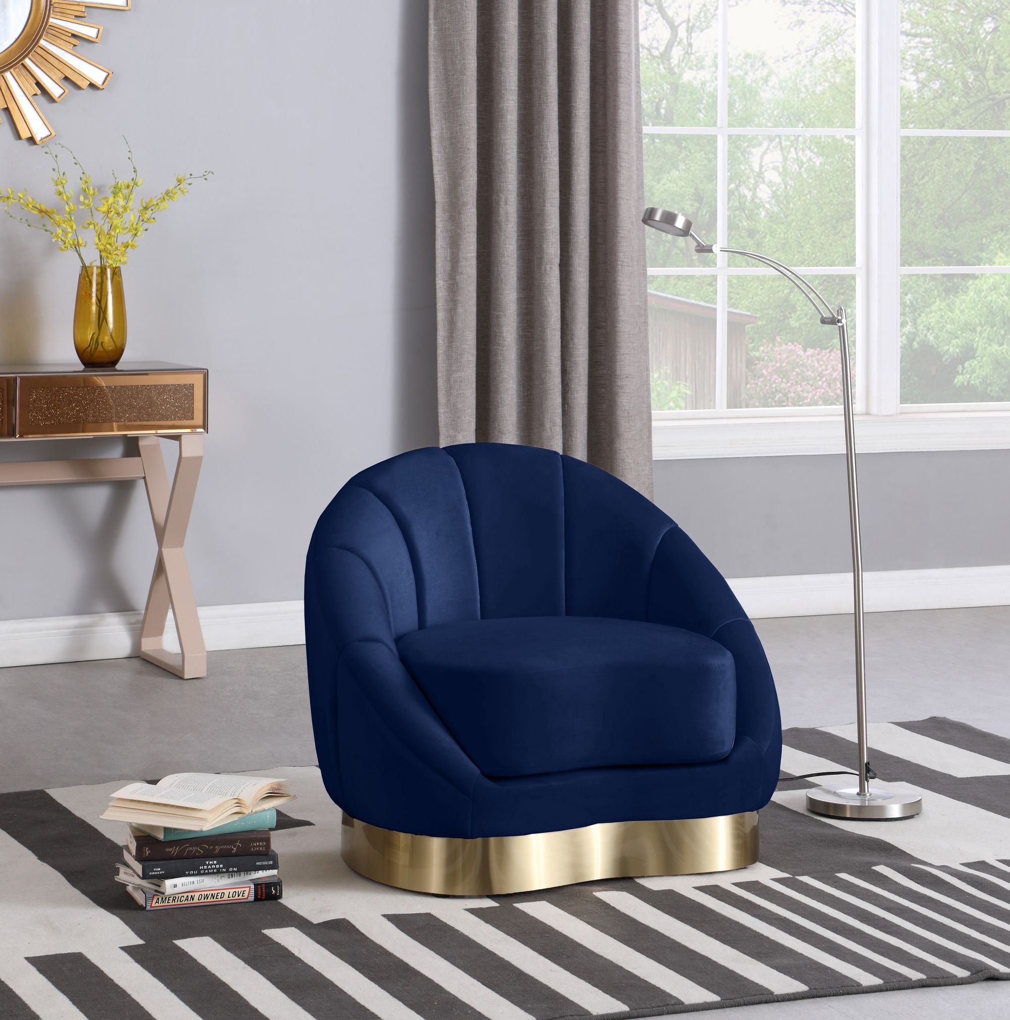 Shelly Velvet Chair