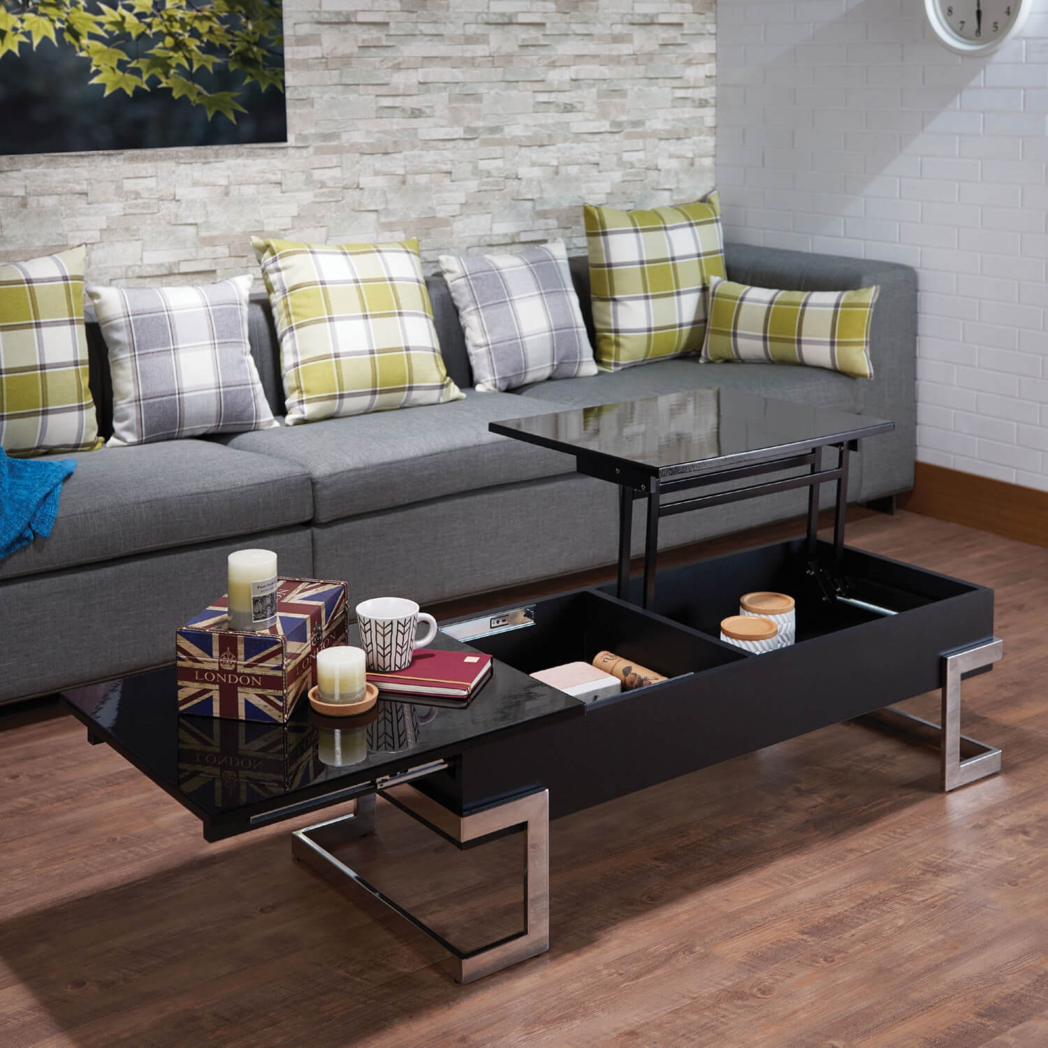 Calnan Lift Top Rectangular Storage Coffee Table