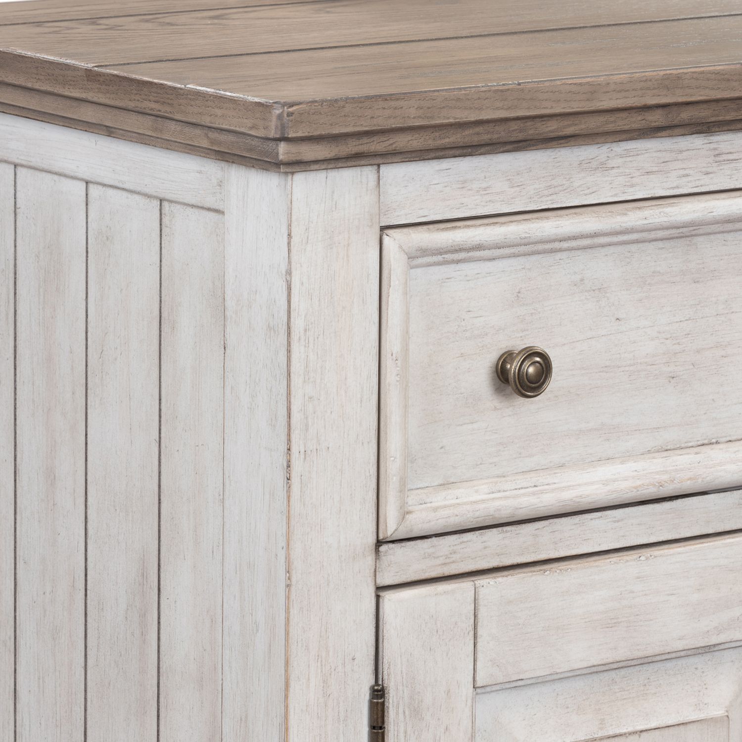 Heartland Wood 2-Door 6-Drawer Chesser