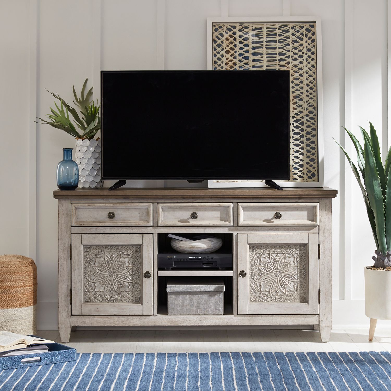 Heartland Round Coffee Table Set | Vintage Farmhouse Style