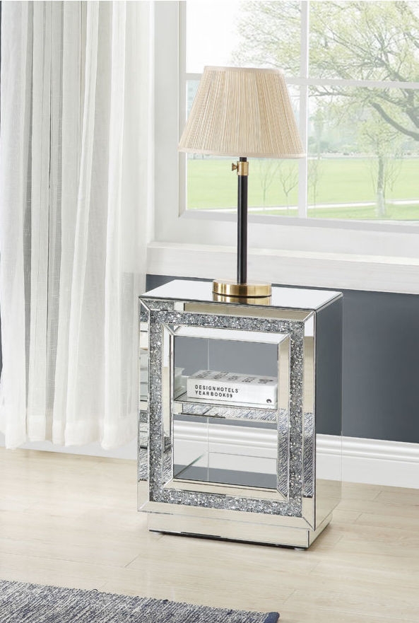 Noralie 84737 Mirrored/Faux Diamonds End Table
