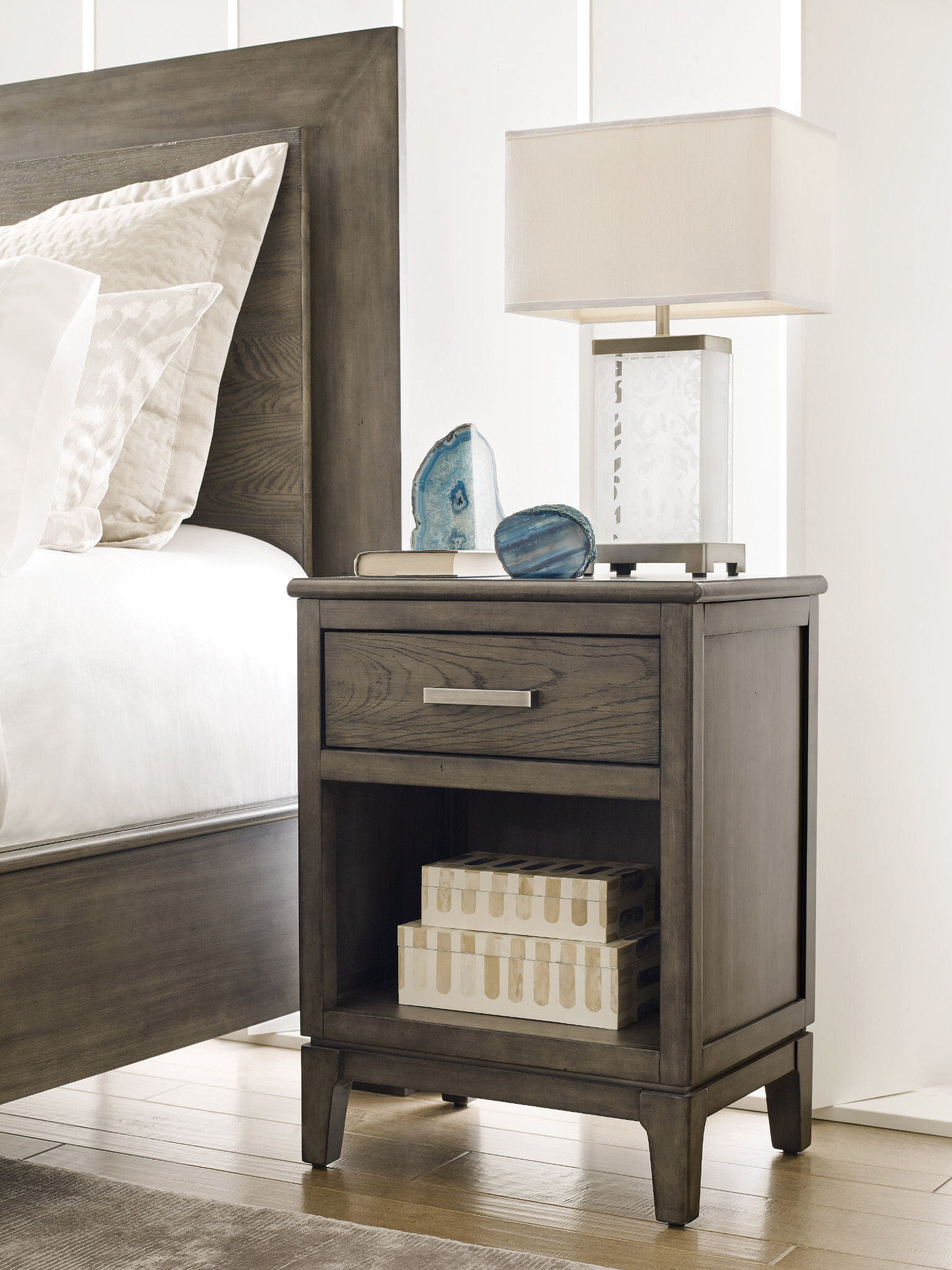 Cascade Ross Fabric/Wood Panel Bedroom Set