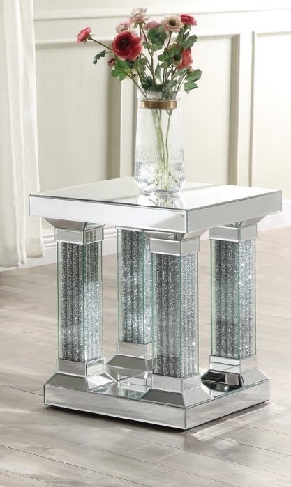 Caesia 87907 Mirrored/Faux Diamonds End Table