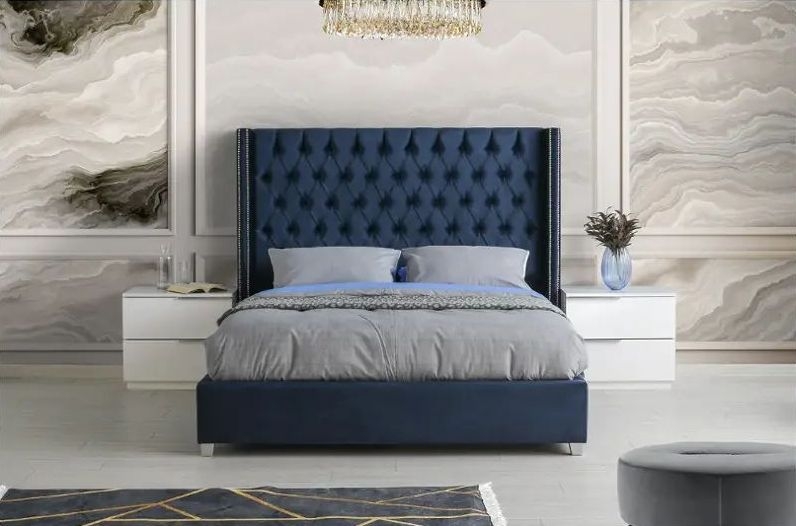 Classic SM Fabric Tufted Platform Queen Size Bed