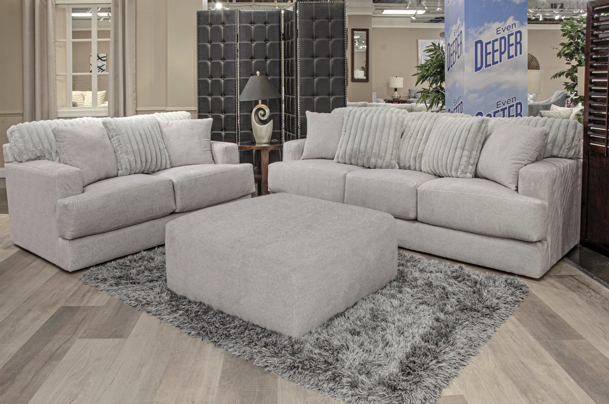 SM Eagan Fabric Living Room Set