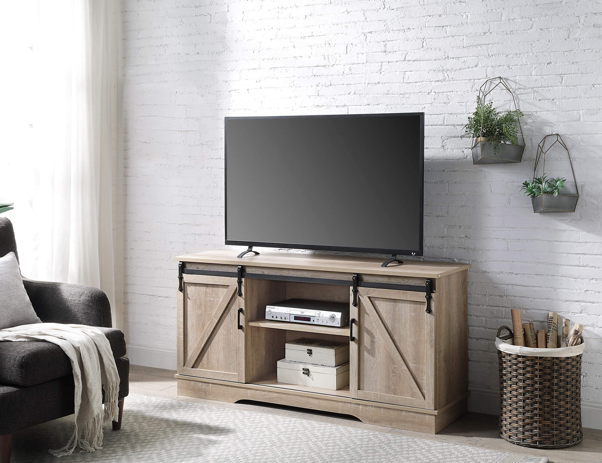 Bennet Wood/Wood Veneer TV Stand