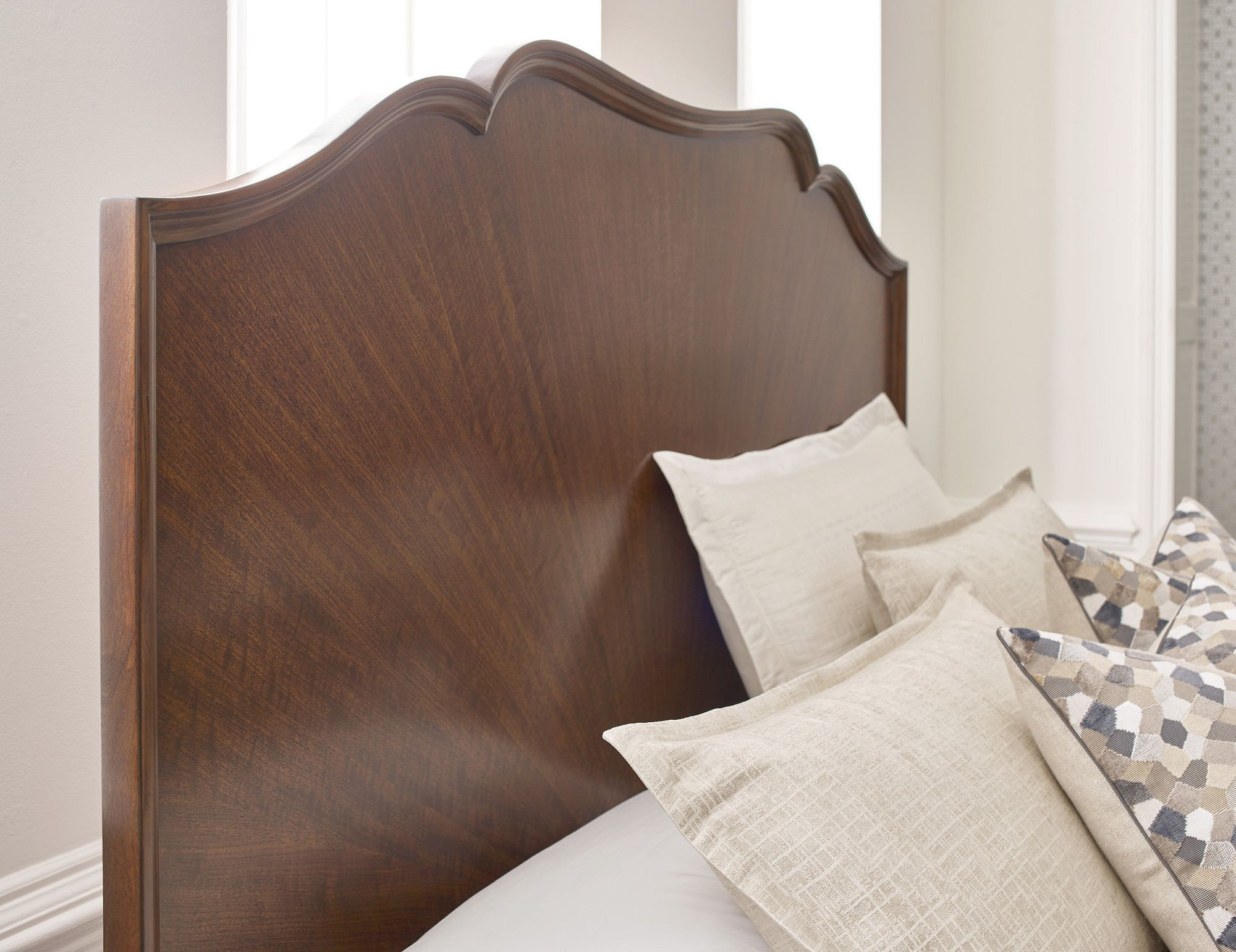 Vantage Carlisle Wood Panel Bedroom Set