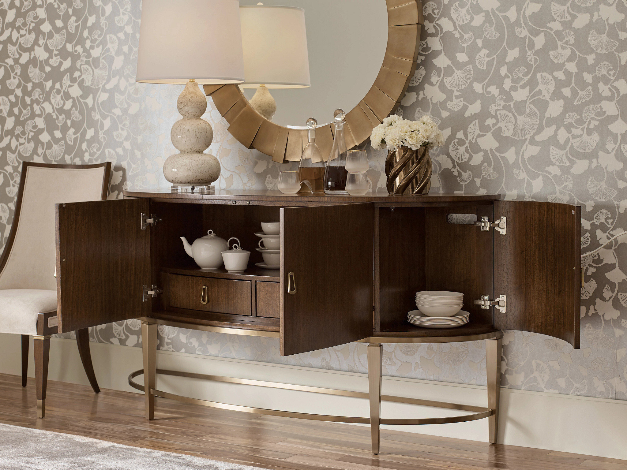 Vantage Randolph Wood Extendable Dining Room Set