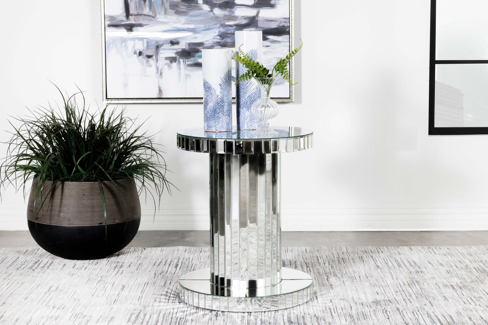 Dorielle Crystal Inlay Round Top Mirrored Accent Table