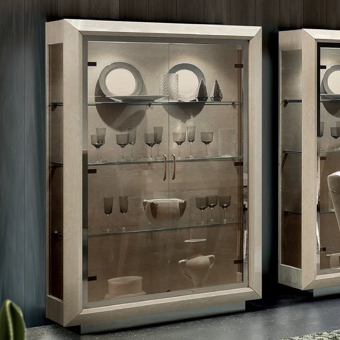 Elite 2-Door China