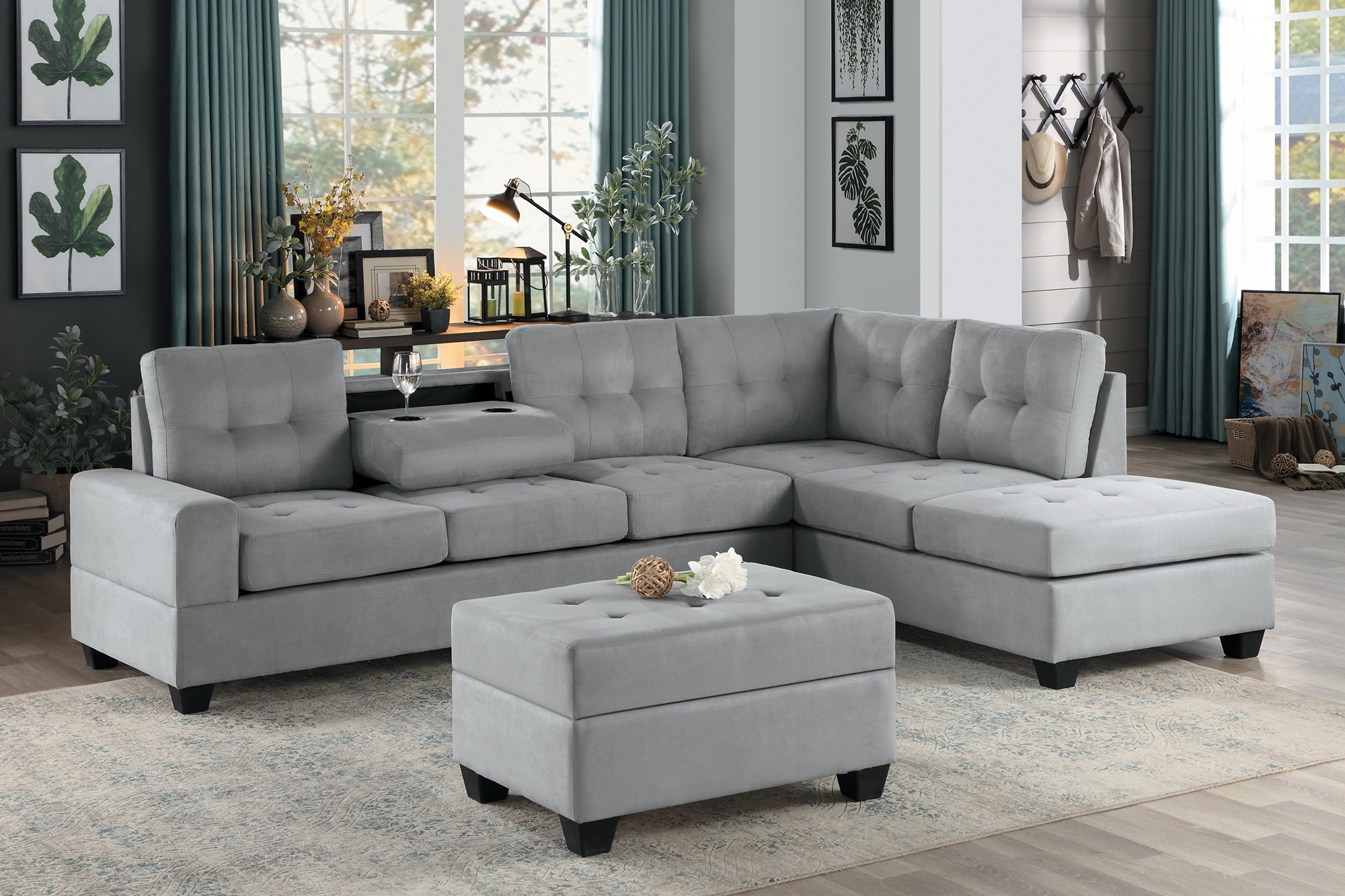 Maston Microfiber Fabric Reversible Sectional Sofa w/Chaise