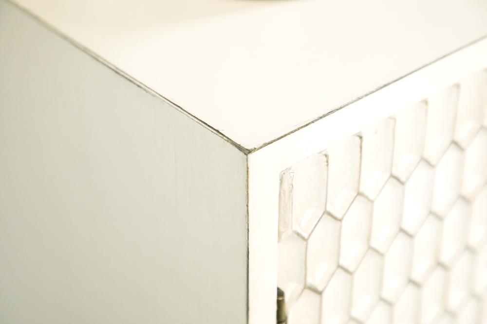 Gambon 2-door Wood Venner Accent Cabinet