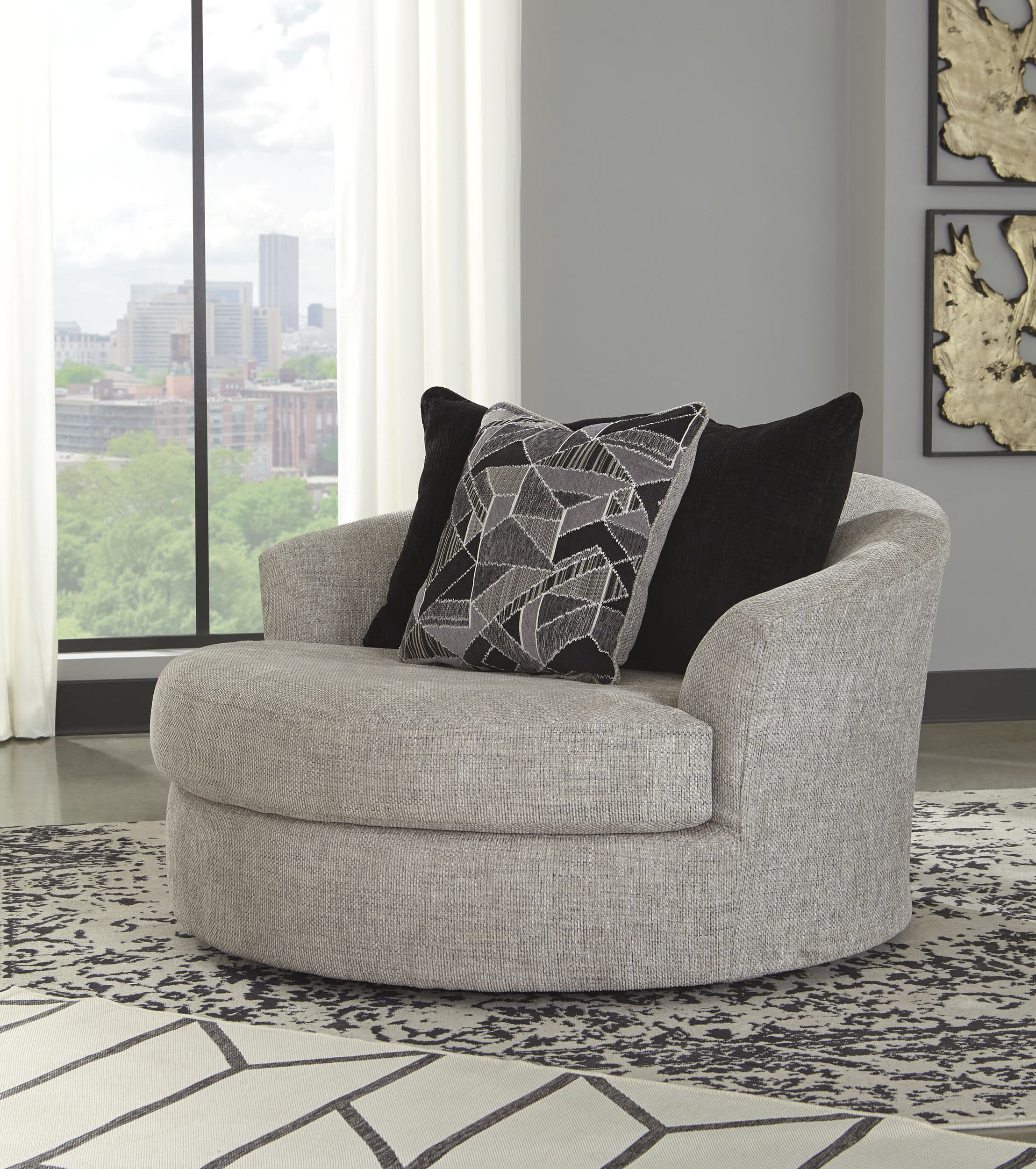 Megginson 2-Piece Polyester Sectional w/RAF Sofa Chaise