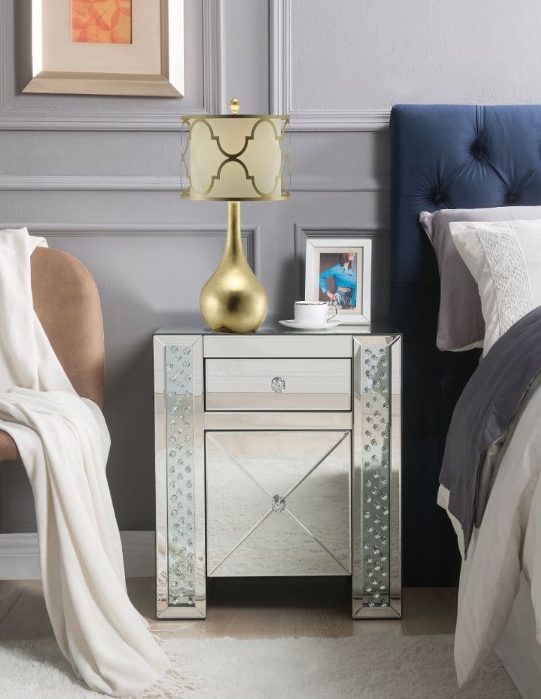 Maisha 97026 Mirrored/Faux Crystals Accent Table