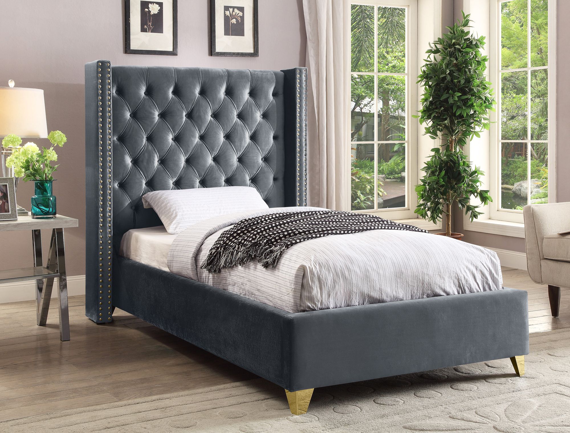Barolo Velvet Twin Size Bed
