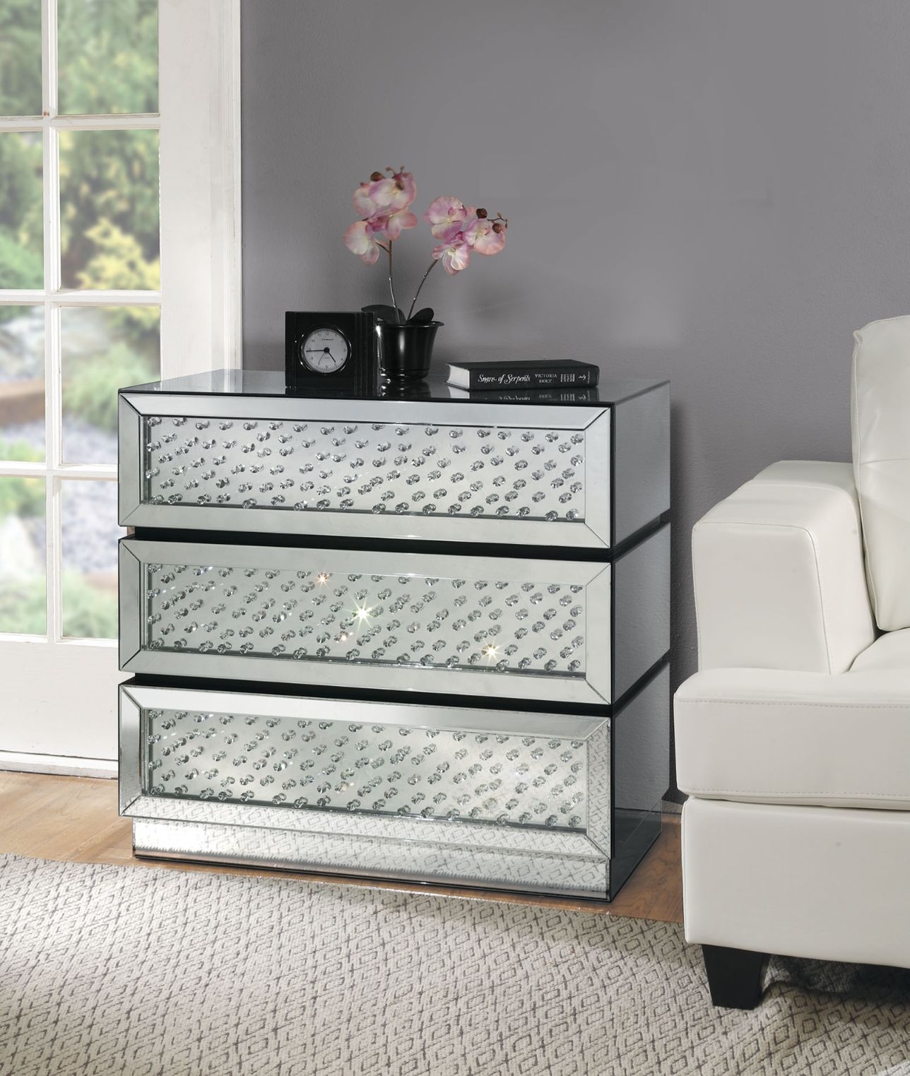 Nysa 97310 Mirrored/Faux Crystals Console Table/Dresser