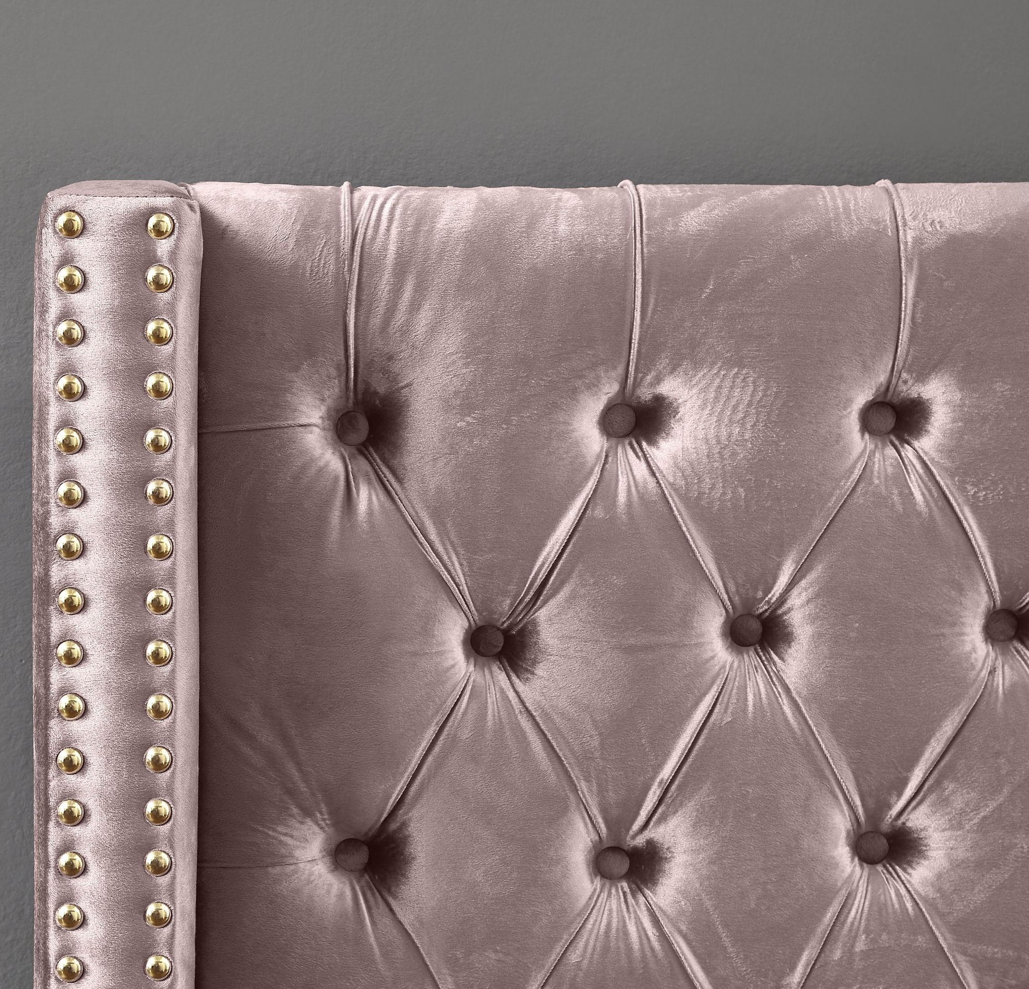 Barolo Velvet Bed