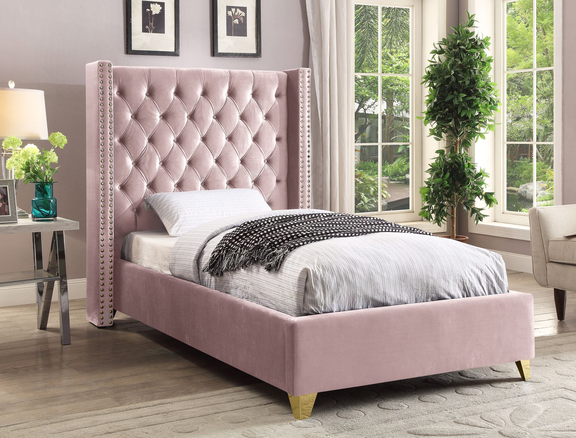 Barolo Velvet Twin Size Bed