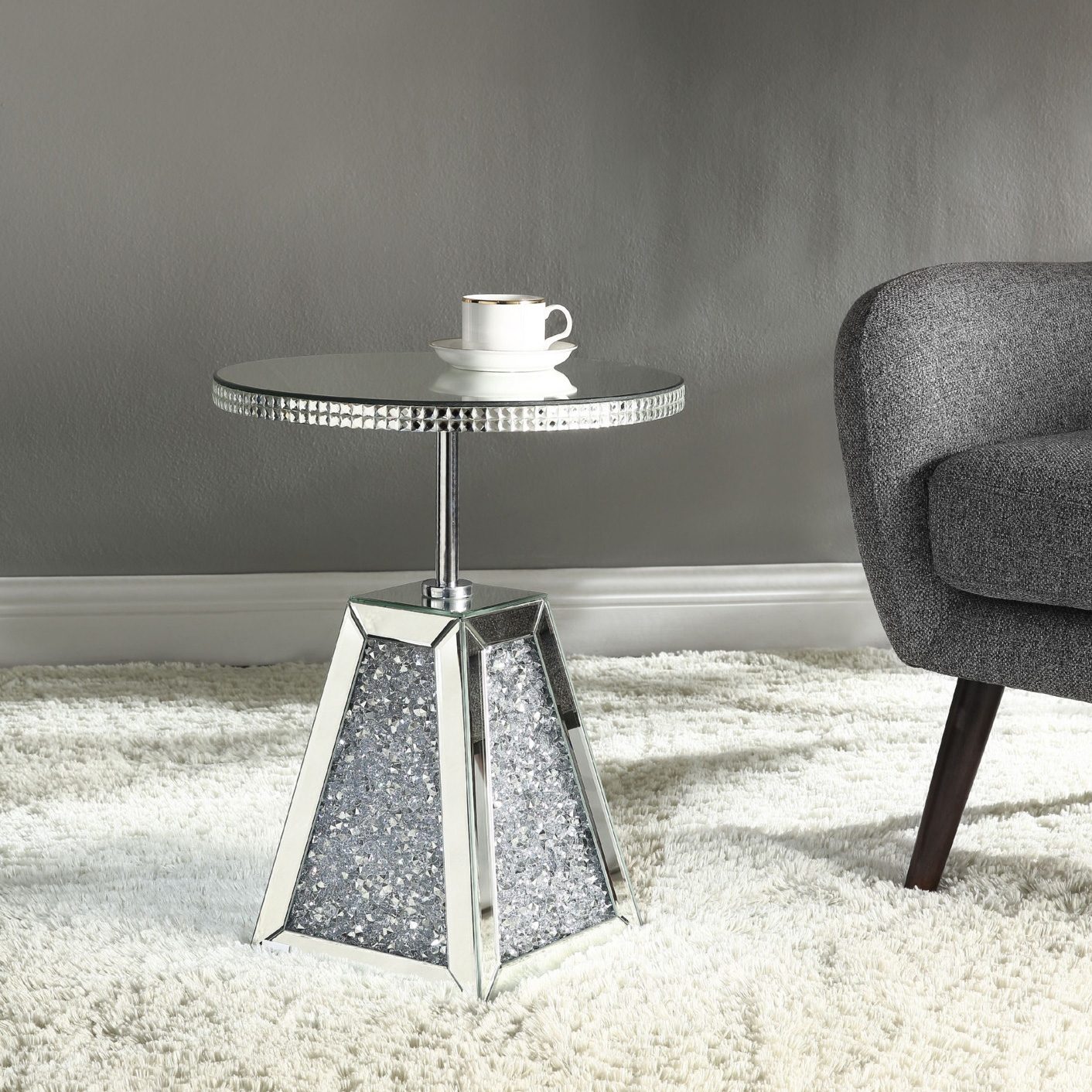 Noralie 97702 Mirrored/Faux Diamonds Accent Table