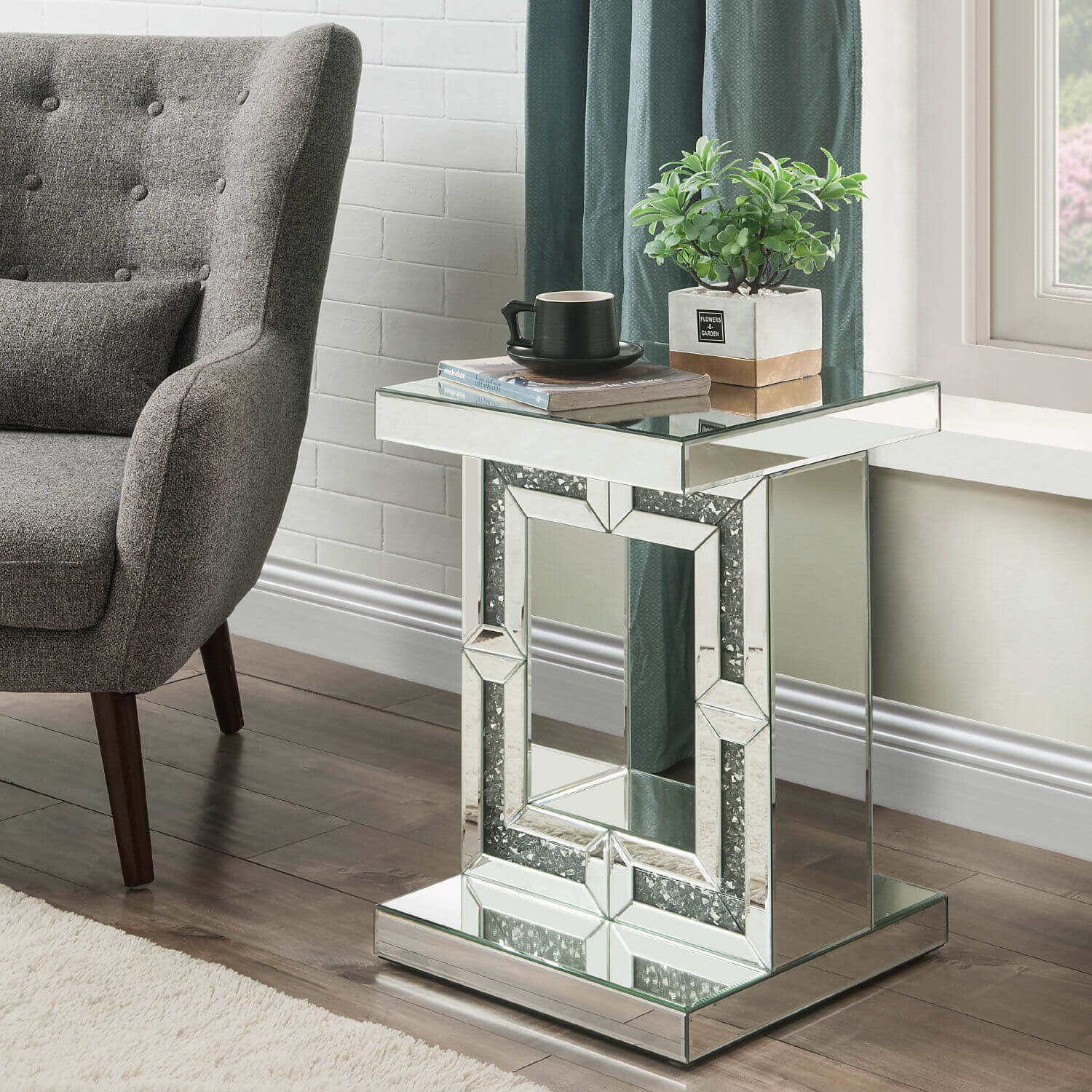 Noralie 97933 Mirrored/Faux Diamonds Accent Table