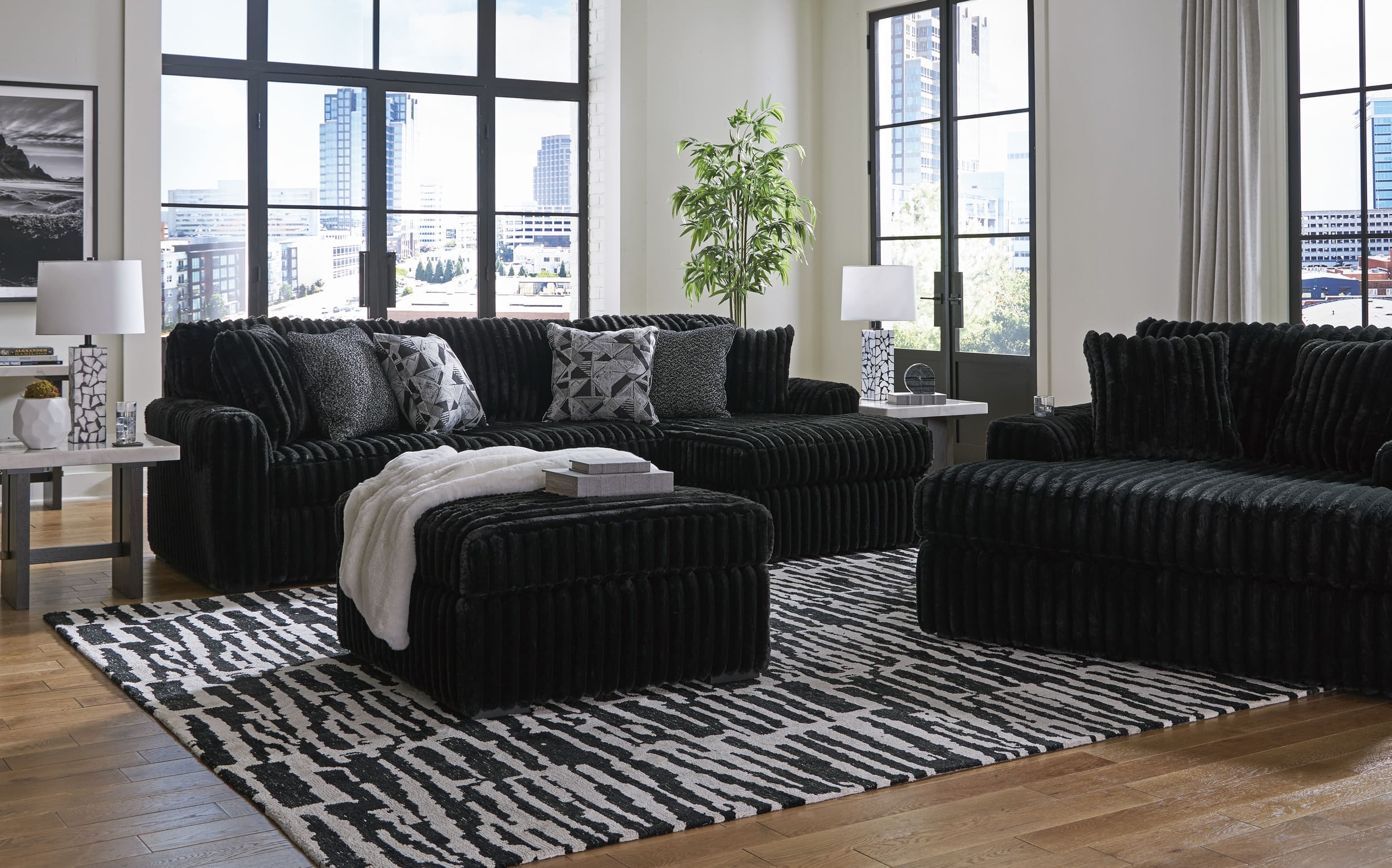 Midnight-Madness 2-Piece Polyester L-Shaped Sectional Sofa w/Right Arm Chaise Facing