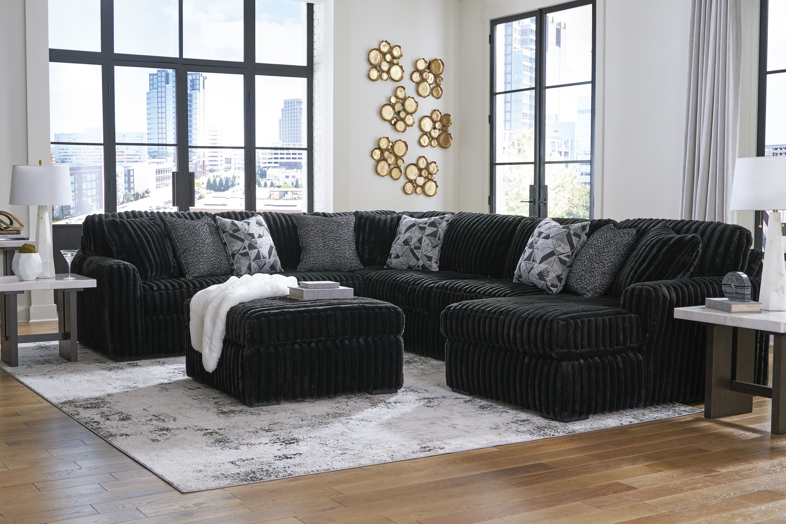 Midnight-Madness 4-Piece Polyester U-Shaped Sectional Sofa w/Right Arm Chaise Facing