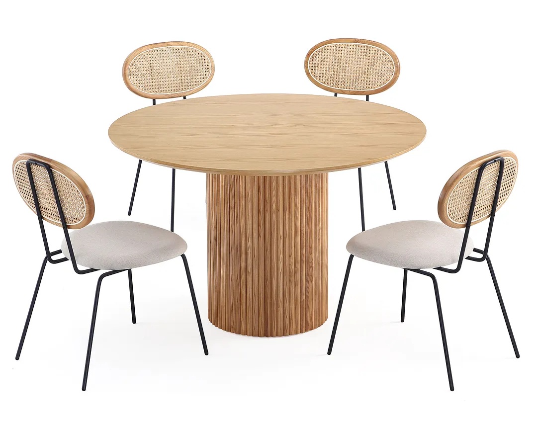 Hathaway 47.24-inch Solid Wood Round Dining Room Set w/Jardin Chairs