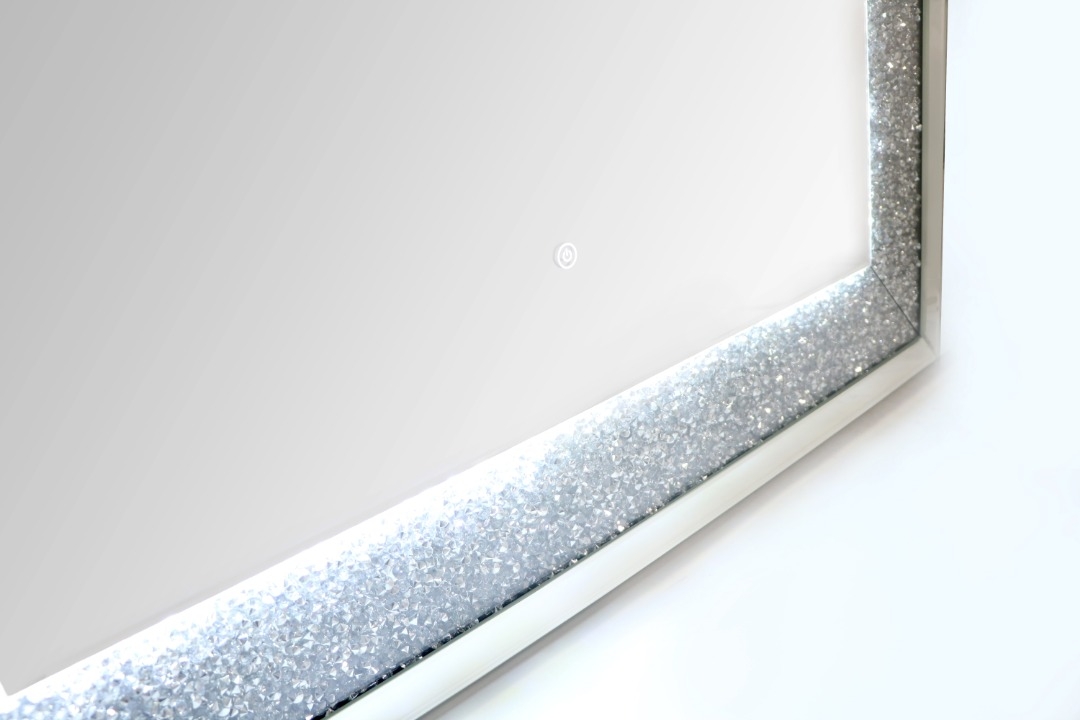 SM Rectangular Wall Mirror w/LED Lighting