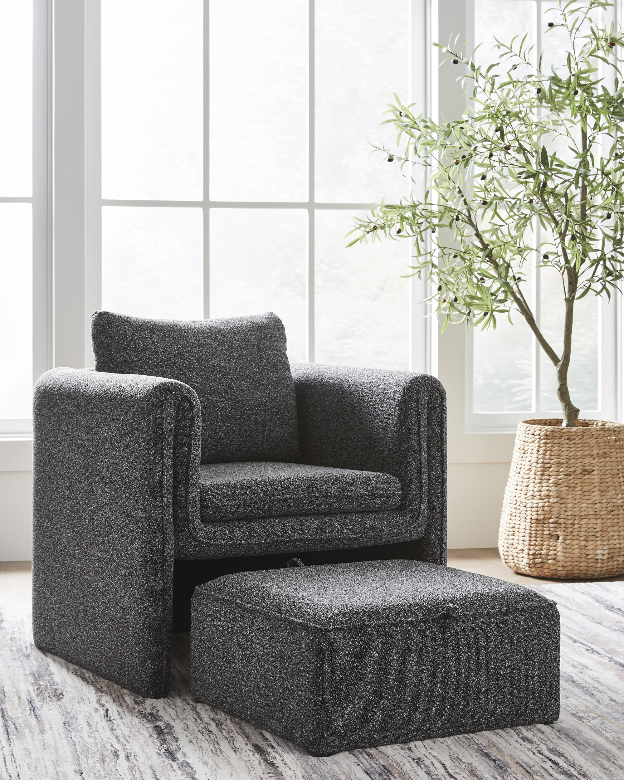 Vreni Polyester Accent Chair