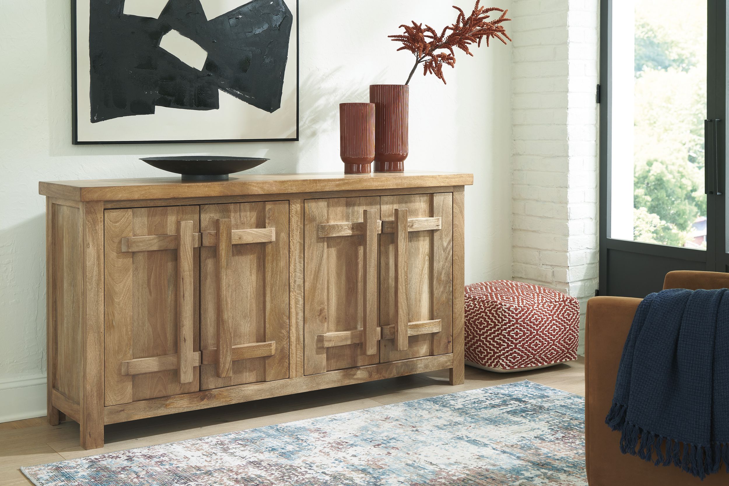 Dresor 4-Door Natural Wood Accent Cabinet | Storage Sideboard