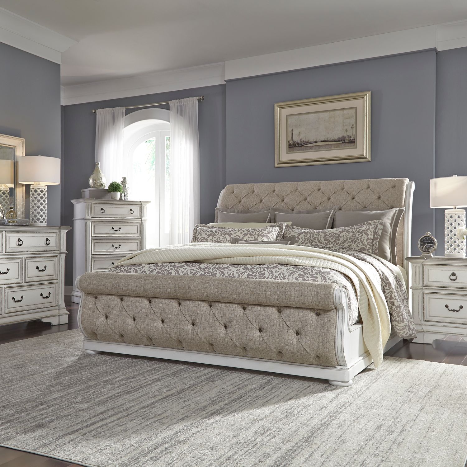 Abbey Park Wood 5-Drawer Chest