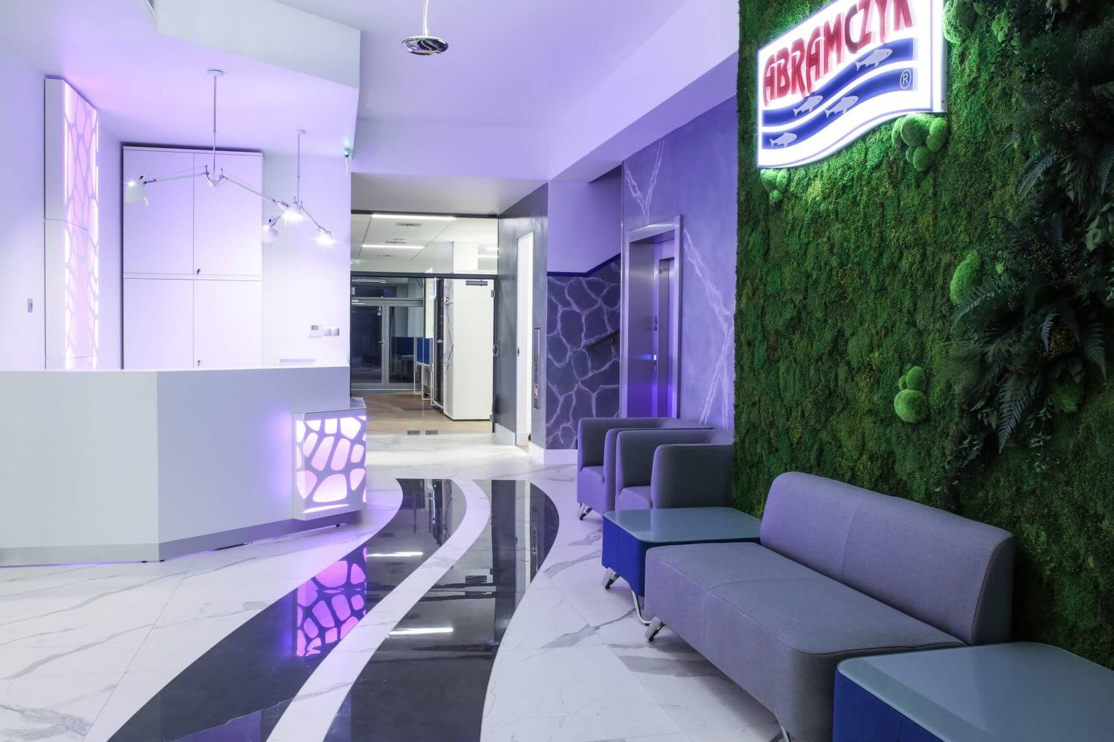 ORGANIC Customizable Reception Desk