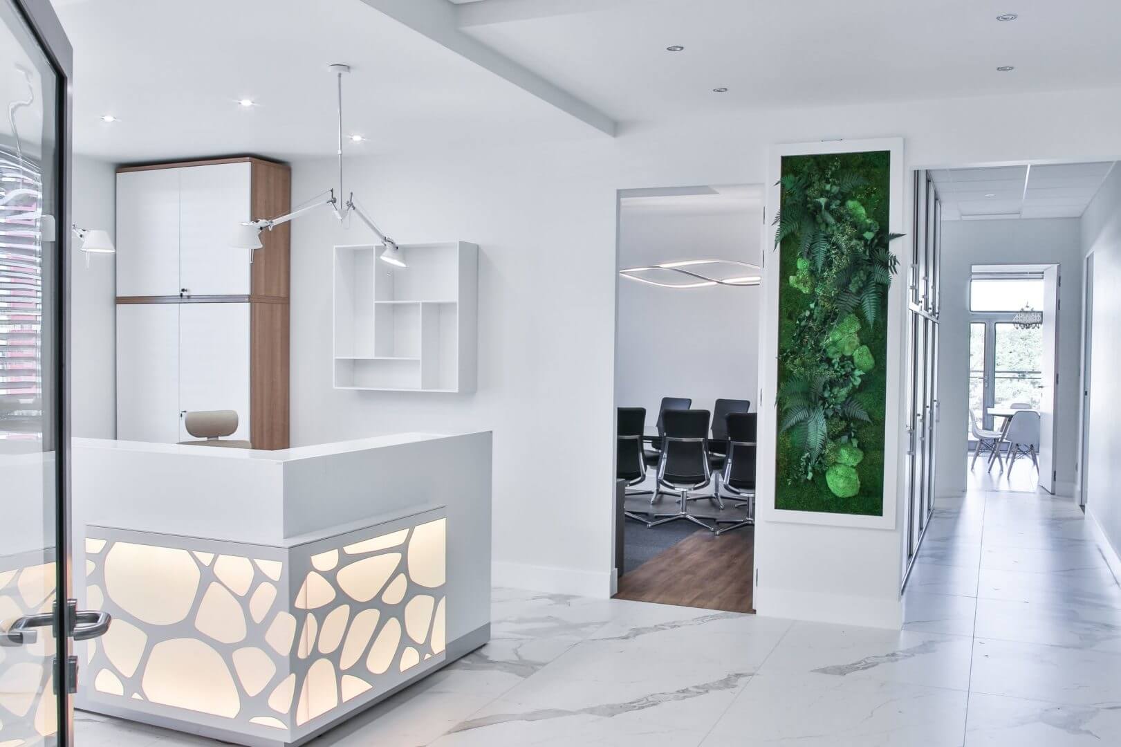 ORGANIC L-Shaped Medium Reception Desk w/Left Side RGB Light Panel