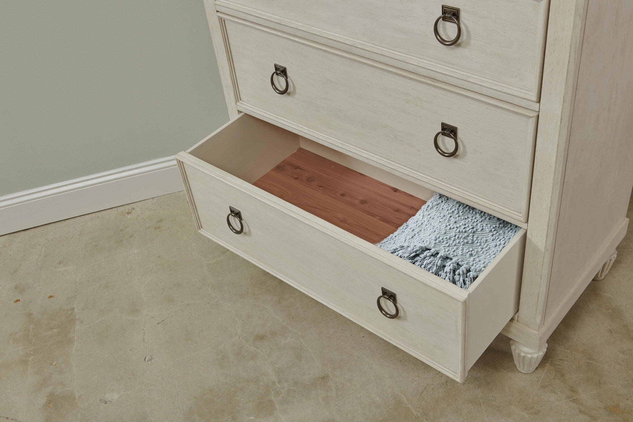 Grand Bay Tybee Wood Chest w/6 Drawers