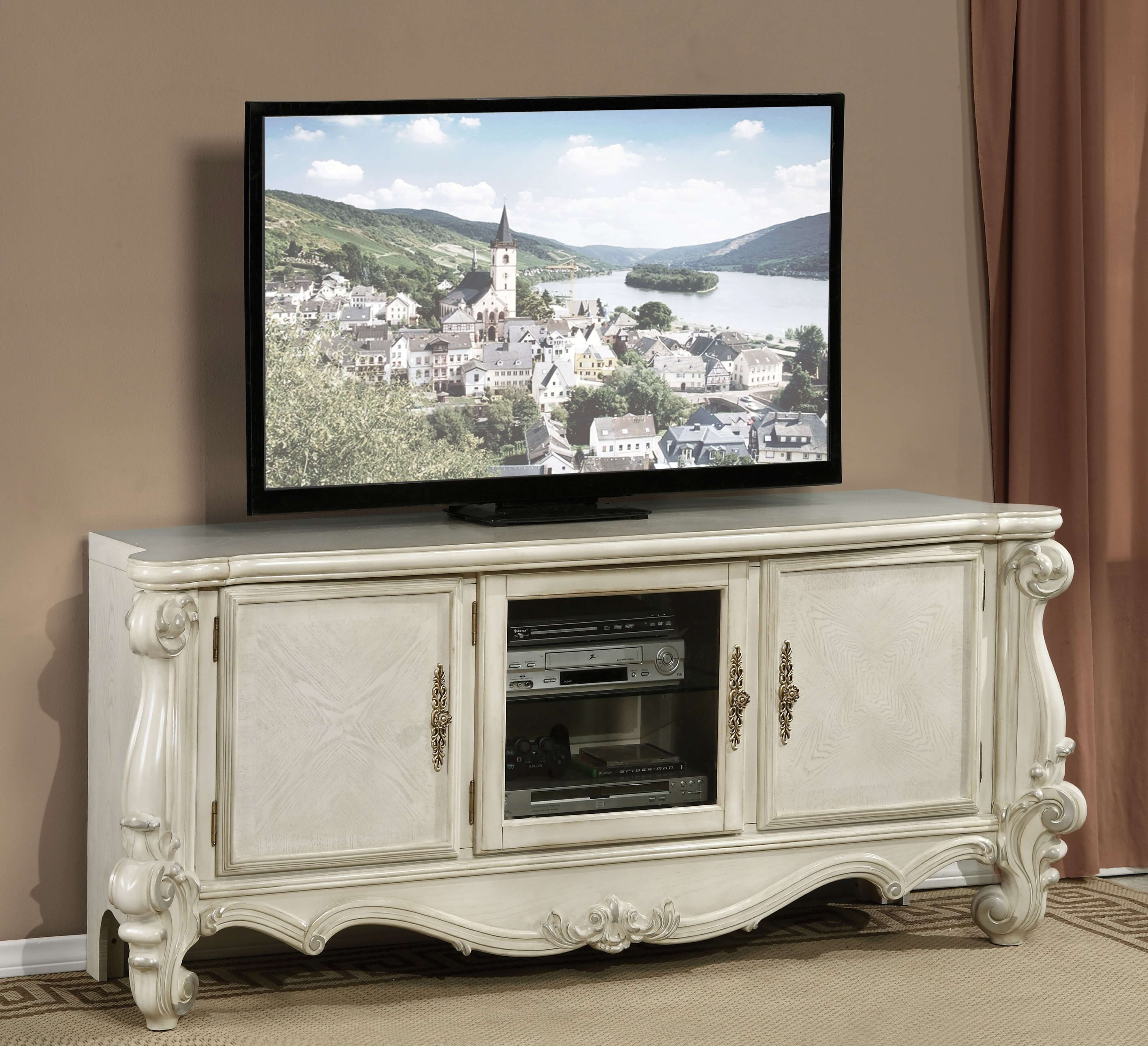 Versailles TV Stand