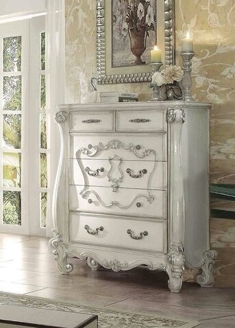 Versailles Chest