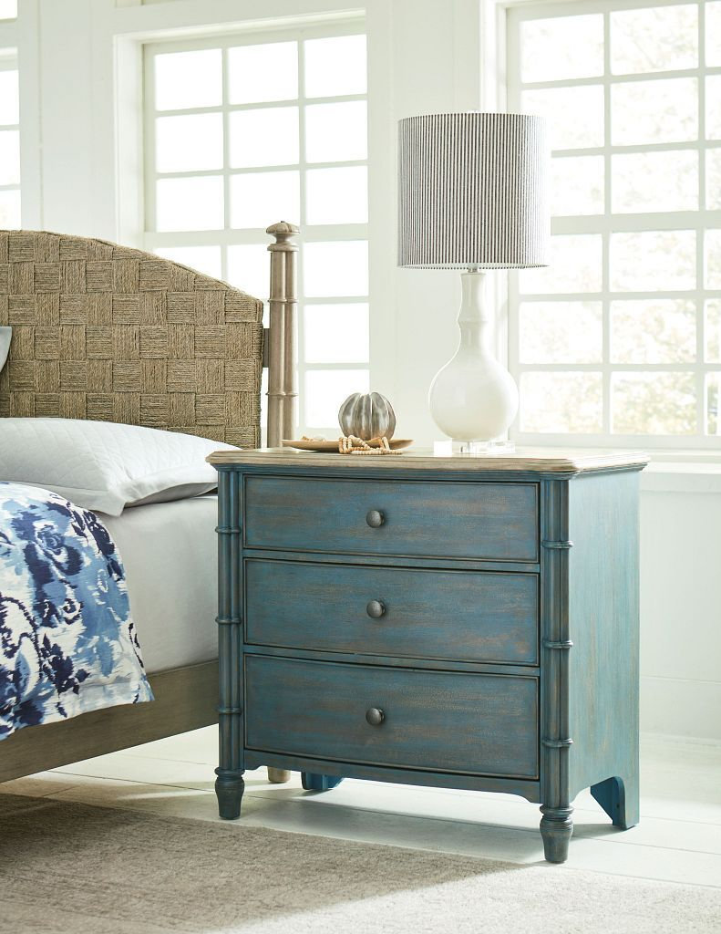 Litchfield Currituck Woven/Wood Low Post Bedroom Set