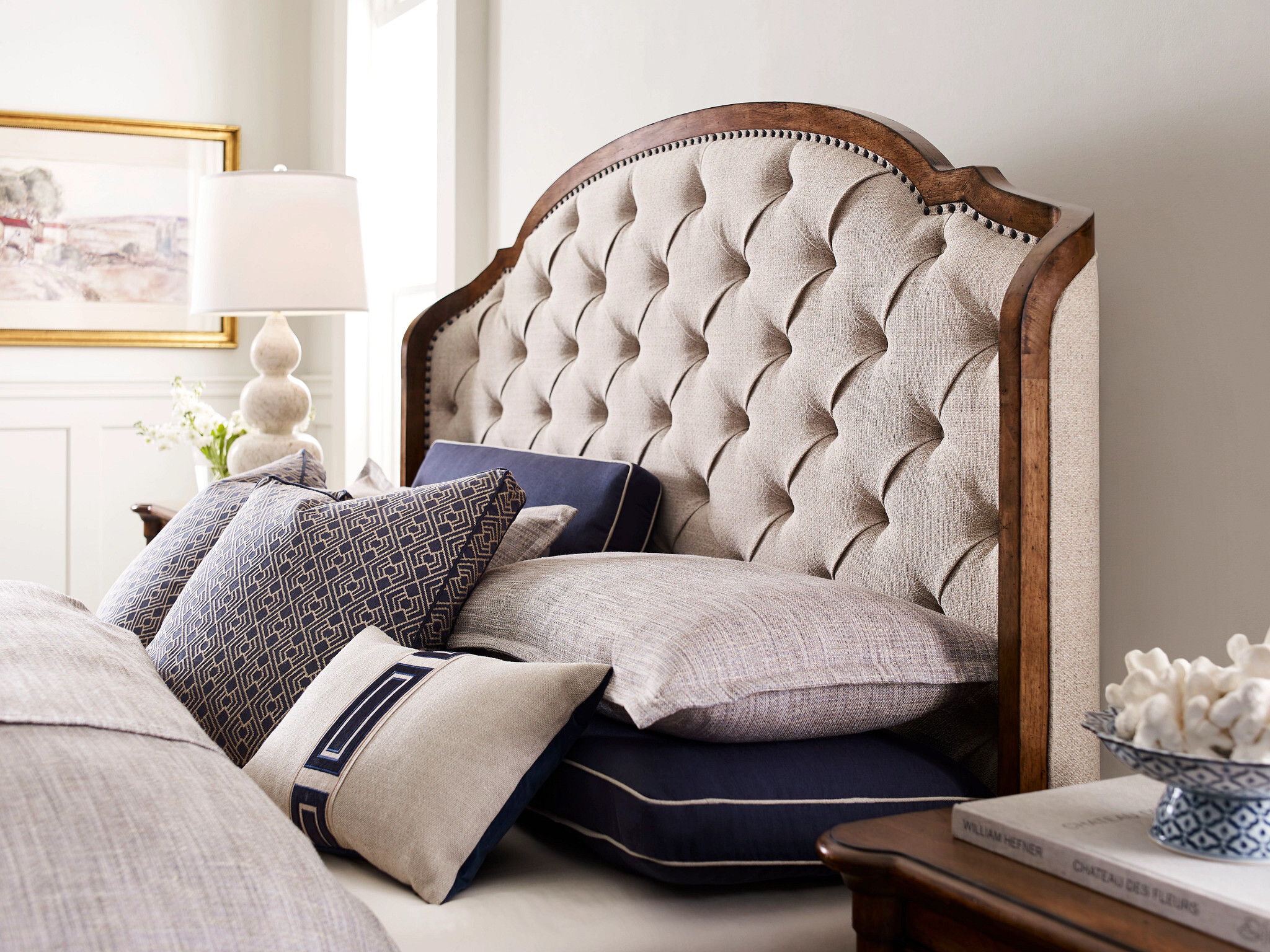 Berkshire Glendale Fabric/Wood Upholstered Shelter Bed