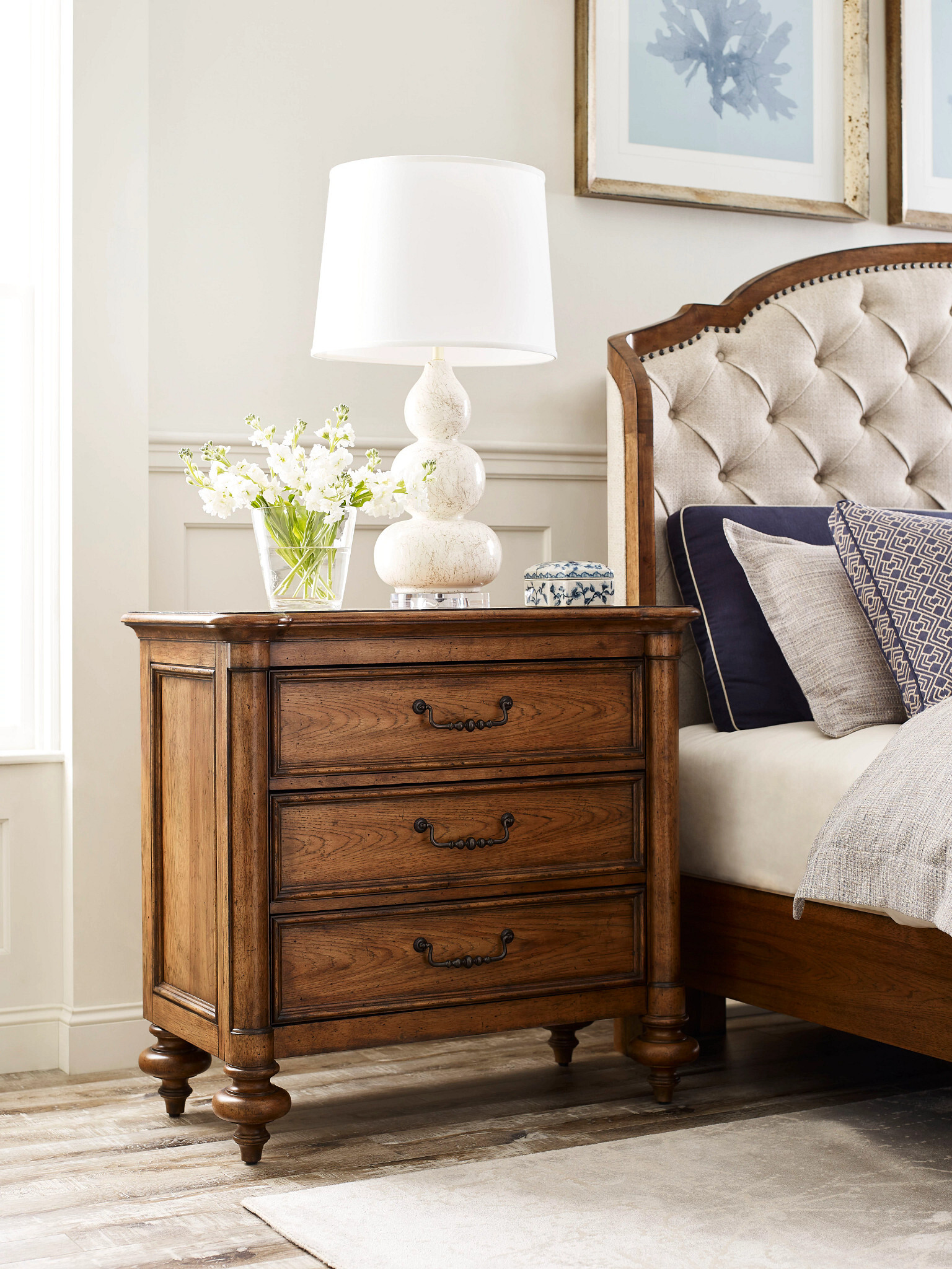 Berkshire Eastbrook Wood Panel Bedroom Set
